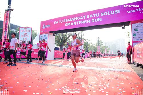 Race photo from Smartfren Run 2025 