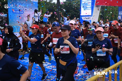 Race photo from Nu Skin Run 10K