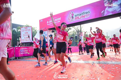 Race photo from Smartfren Run 2025 