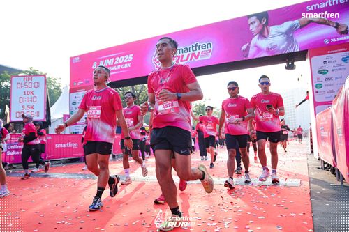 Race photo from Smartfren Run 2025 