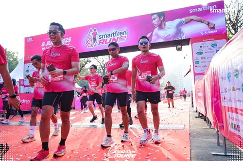 Race photo from Smartfren Run 2025 