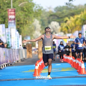 Race photo from BOGORUN 2026