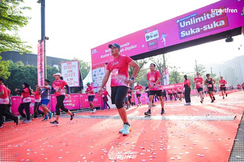 Race photo from Smartfren Run 2025 