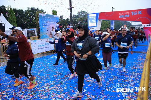 Race photo from Nu Skin Run 10K