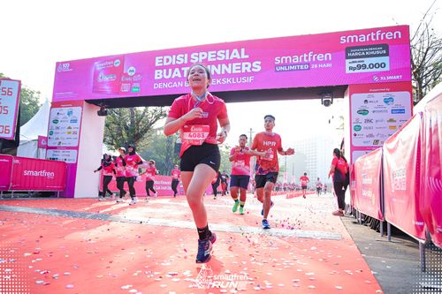Race photo from Smartfren Run 2025 