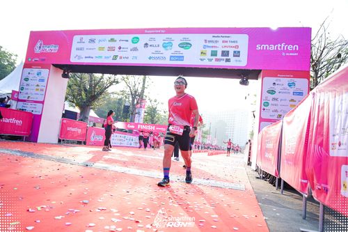 Race photo from Smartfren Run 2025 