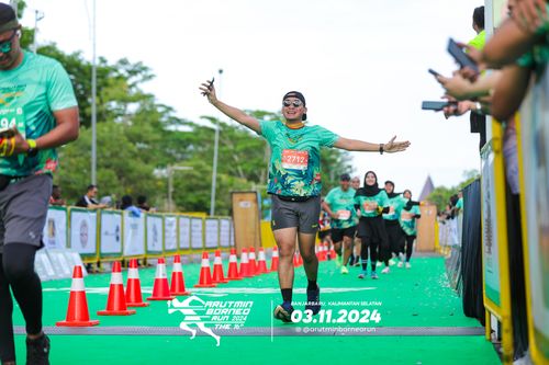 Race photo from Arutmin Borneo Run 2024