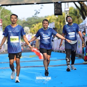Race photo from BOGORUN 2026
