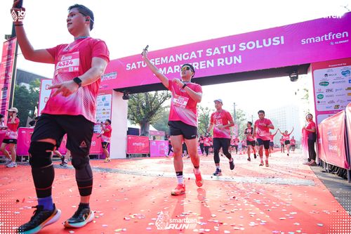 Race photo from Smartfren Run 2025 