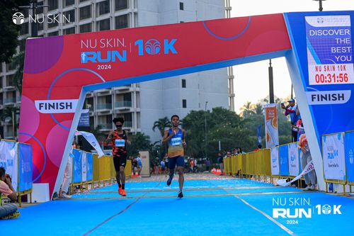 Race photo from Nu Skin Run 10K
