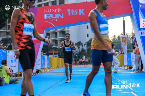 Race photo from Nu Skin Run 10K