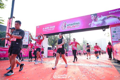 Race photo from Smartfren Run 2025 