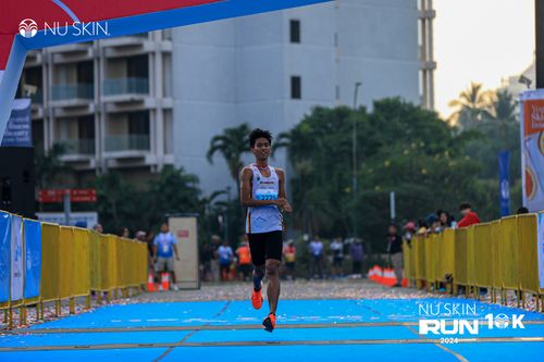 Race photo from Nu Skin Run 10K