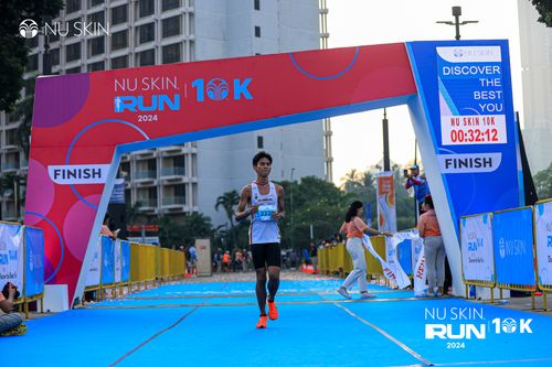 Race photo from Nu Skin Run 10K