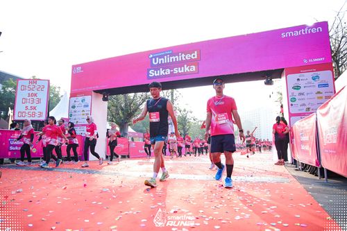 Race photo from Smartfren Run 2025 
