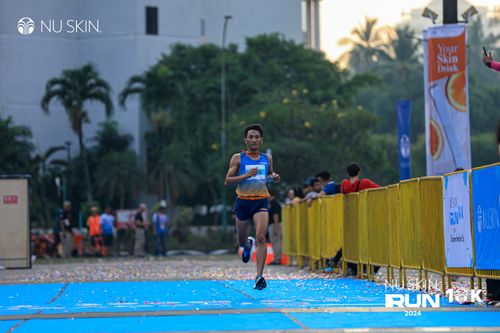 Race photo from Nu Skin Run 10K