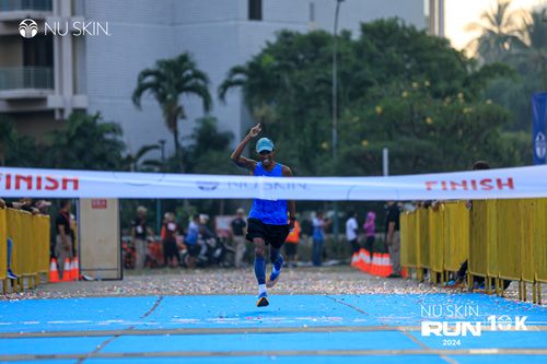 Race photo from Nu Skin Run 10K