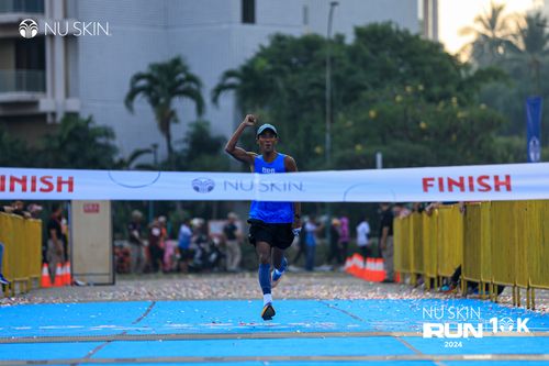 Race photo from Nu Skin Run 10K