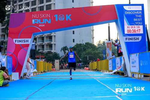 Race photo from Nu Skin Run 10K