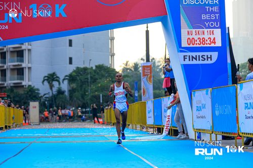 Race photo from Nu Skin Run 10K