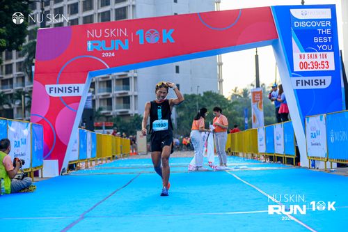 Race photo from Nu Skin Run 10K