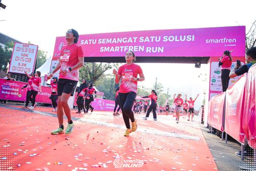 Race photo from Smartfren Run 2025 