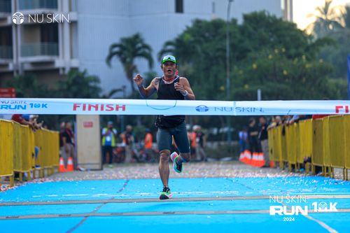 Race photo from Nu Skin Run 10K