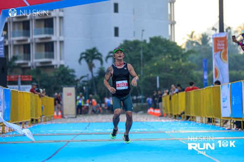 Race photo from Nu Skin Run 10K