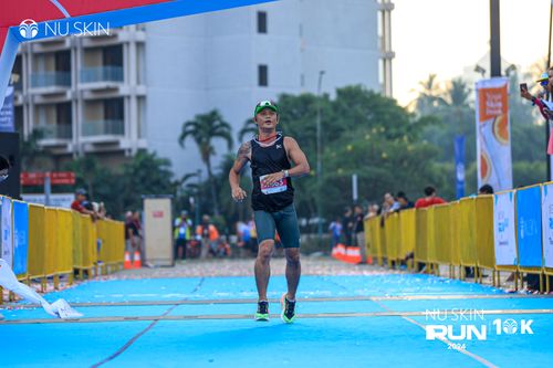 Race photo from Nu Skin Run 10K