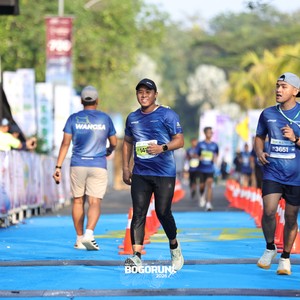 Race photo from BOGORUN 2026
