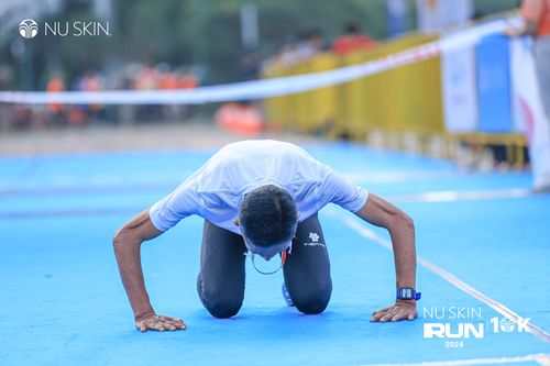 Race photo from Nu Skin Run 10K