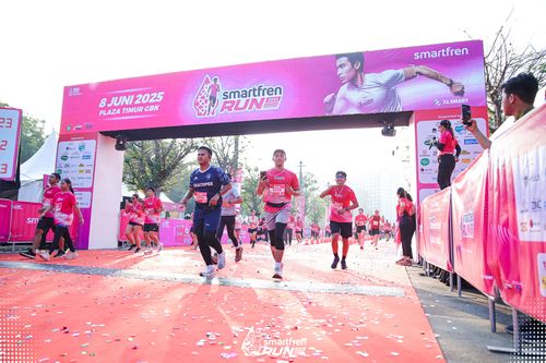 Race photo from Smartfren Run 2025 