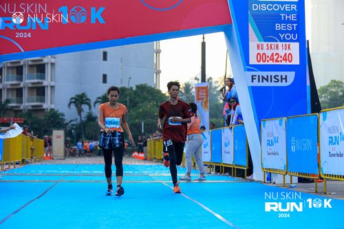 Race photo from Nu Skin Run 10K