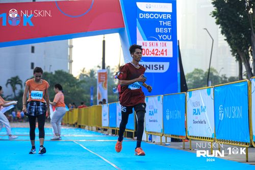 Race photo from Nu Skin Run 10K