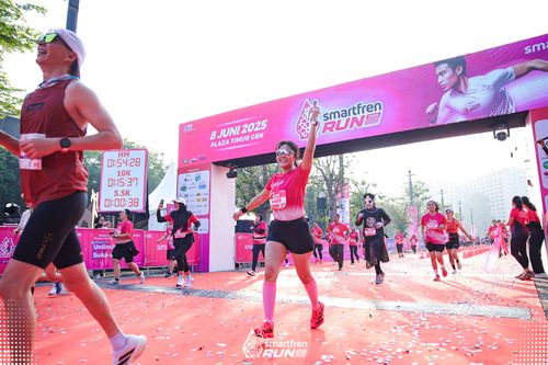 Race photo from Smartfren Run 2025 
