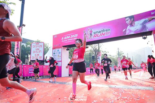 Race photo from Smartfren Run 2025 