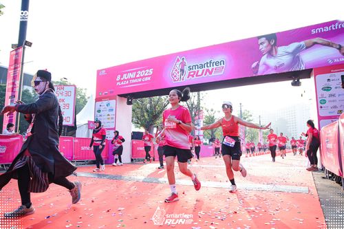 Race photo from Smartfren Run 2025 