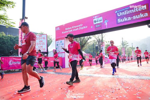 Race photo from Smartfren Run 2025 