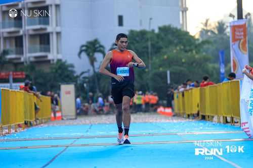 Race photo from Nu Skin Run 10K