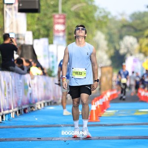 Race photo from BOGORUN 2026