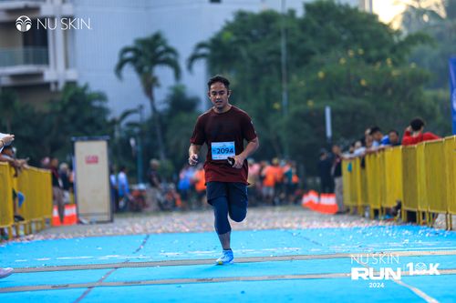 Race photo from Nu Skin Run 10K