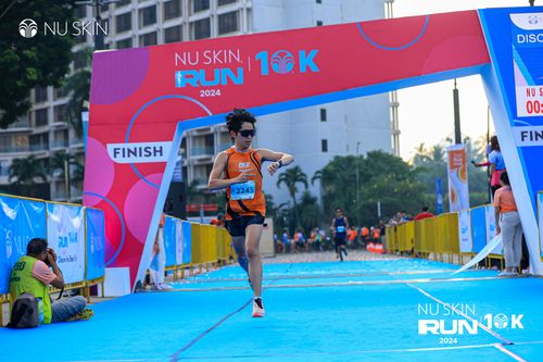 Race photo from Nu Skin Run 10K