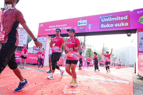 Race photo from Smartfren Run 2025 