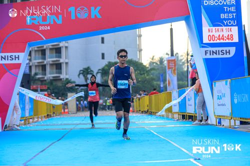 Race photo from Nu Skin Run 10K