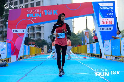 Race photo from Nu Skin Run 10K