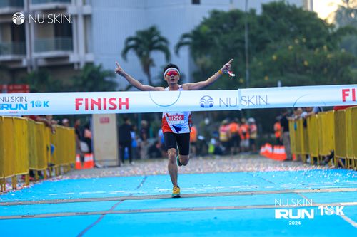 Race photo from Nu Skin Run 10K