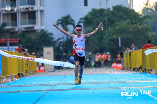 Race photo from Nu Skin Run 10K