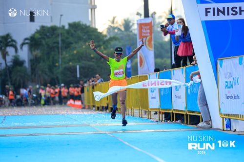 Race photo from Nu Skin Run 10K