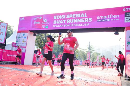 Race photo from Smartfren Run 2025 