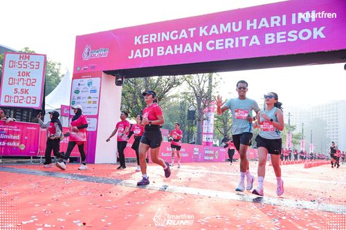 Race photo from Smartfren Run 2025 